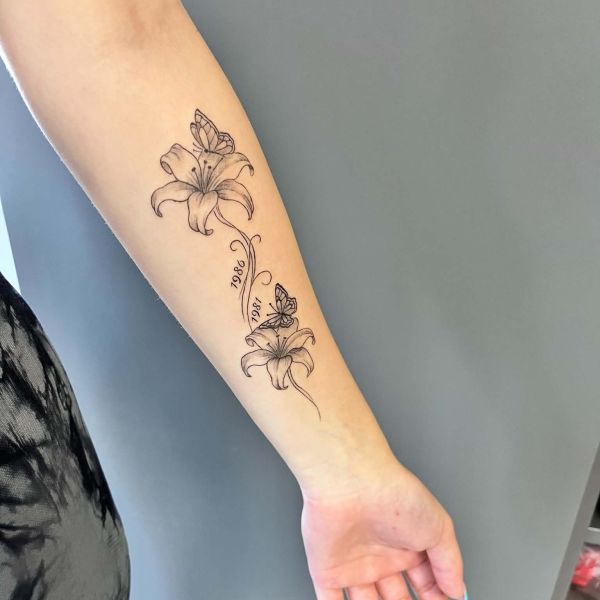 Gyoma tetovalas csilla phoenix liliom – Phoenix Art Design tetoválás